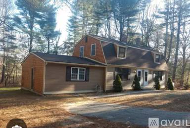 Main picture of 19 Hawksbill Way