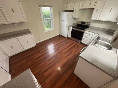 Main picture of 2315 Hood Ave