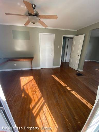 Main picture of 701 Elizabeth Ave