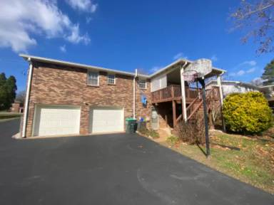 Main picture of 4505 Baton Rouge Dr