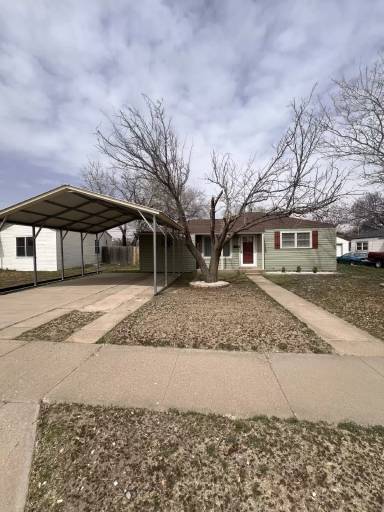 Main picture of 2618 42nd St