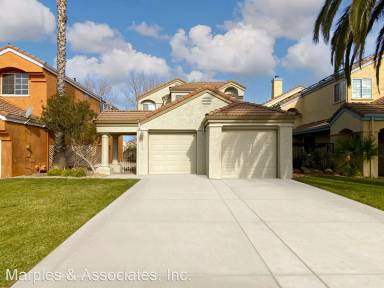 Main picture of 2587 Cherry Hills Dr