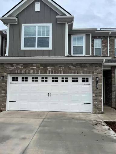 Main picture of 145 Rising Pvt Ln