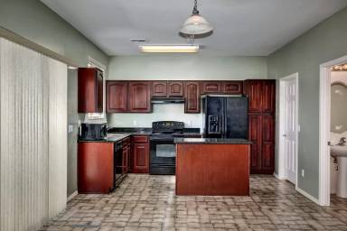 Main picture of 17521 W Banff Ln