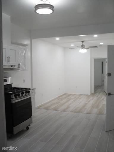 Main picture of 660 Onderdonk Ave