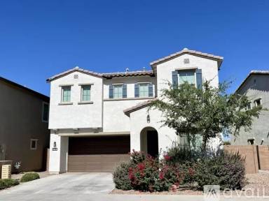 Main picture of 696 N Sparrow Ct