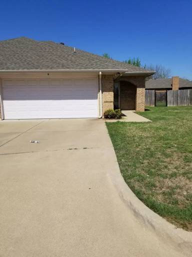 Main picture of 1202 Gregory Ct