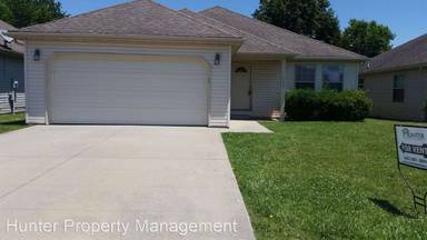 Main picture of 1107 S Brown Ave