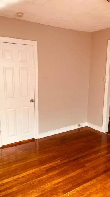 Main picture of 502 Woodcliffe Rd