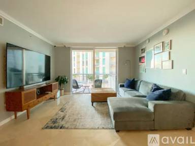 Main picture of Metropolis at Dadeland