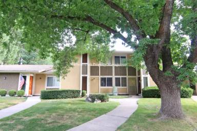 Main picture of 310 Peach Ln