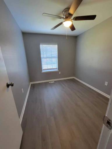 Main picture of 104 Brooks Blvd