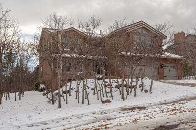 Main picture of 4915 Newstead Pl