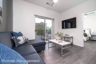 Main picture of 300 W State St