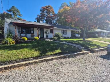 Main picture of 1218 Greenwood Dr