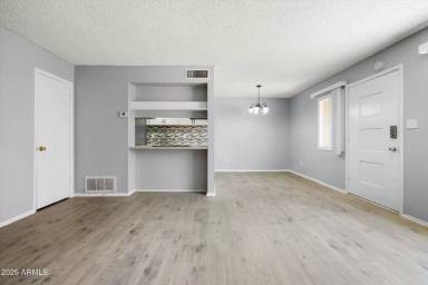 Main picture of 8061 E Glenrosa Ave