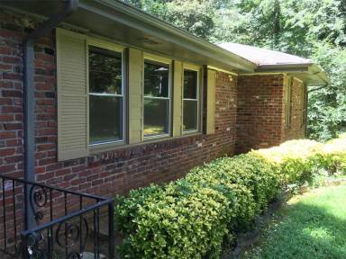 Main picture of 965 Allgood Rd