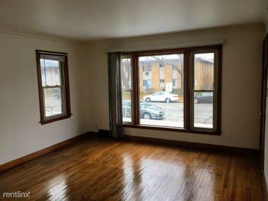 Main picture of 5309 W Greenfield Ave