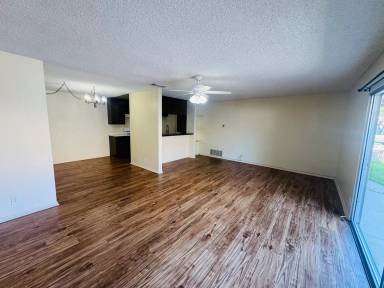 Main picture of 170 Ripley St