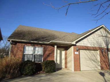 Main picture of 701 Glenstone Dr