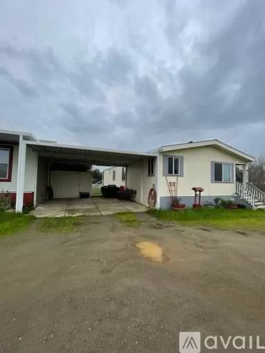 Main picture of 1690 4th Ave
