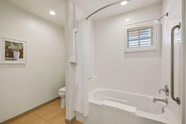 Main picture of 1279 Woodhaven Ln