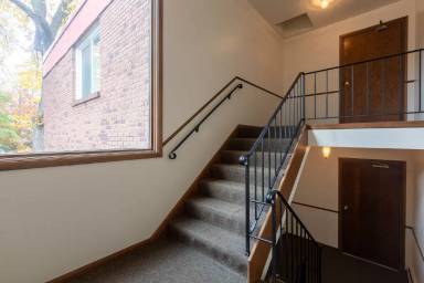 Main picture of 3033 James Ave S