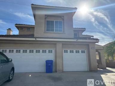 Main picture of 17203 Avenue del Sol