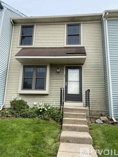Main picture of 107 Rutledge Ct