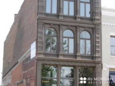 Main picture of 1110 Douglas St