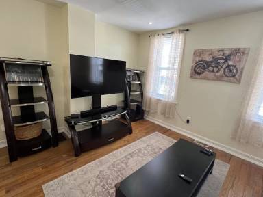 Main picture of 1833 Point Breeze Ave