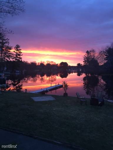 Main picture of 243 Shore Dr