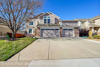 Main picture of 671 Mango Dr