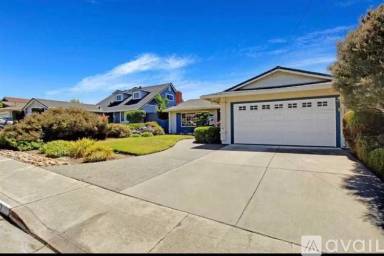 Main picture of 943 Tara Hills Dr