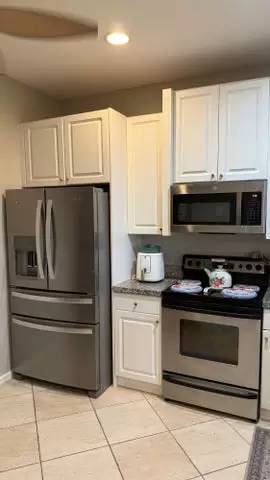 Main picture of 6393 Bella Cir