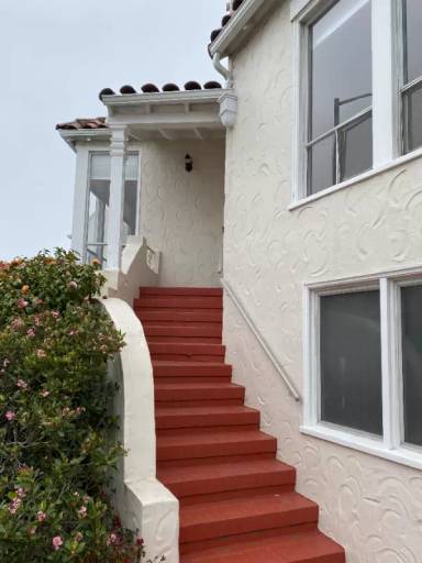Main picture of 576 Teresita Blvd