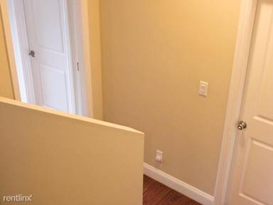 Main picture of 401 Joost Ave