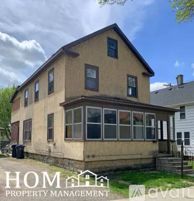 Main picture of 325 E Plum St