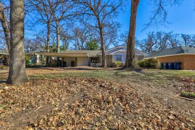 Main picture of 612 N Sweetgum Ave