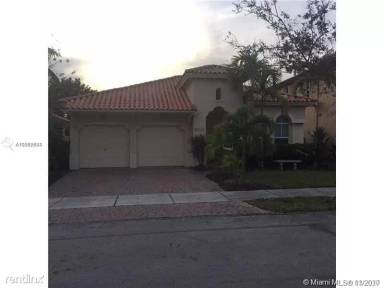 Main picture of 2710 SW 154th Ct