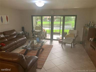 Main picture of 3910 Estepona Ave