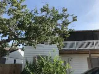 Main picture of 2814 S Alameda St