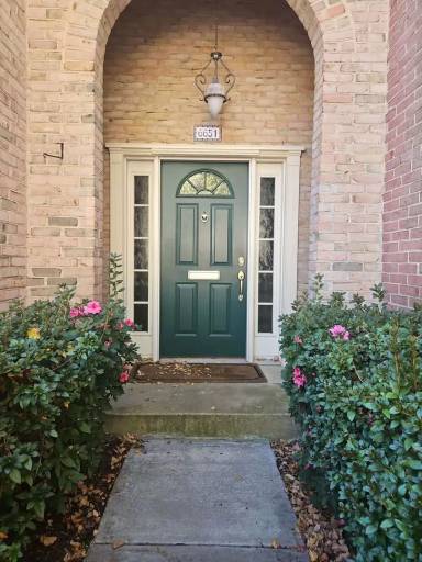 Main picture of 6651 Midhill Pl