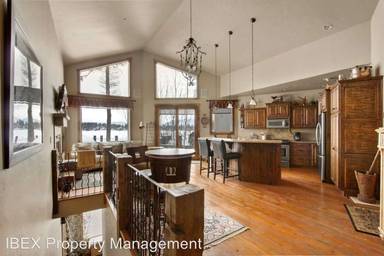 Main picture of 1292 Birch Point Dr