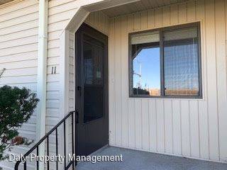 Main picture of 3027 W Capital Ave