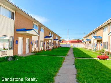 Main picture of 601 Abbe Rd N