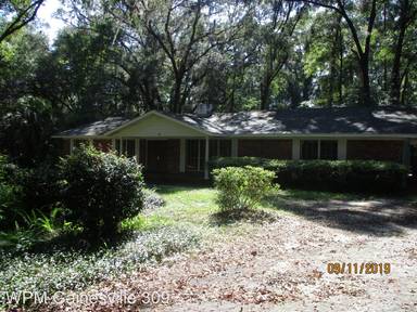 Main picture of 8 SW 79th Dr
