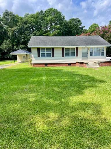 Main picture of 204 Rand Rd