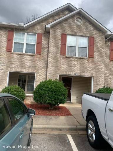 Main picture of 814 Maupin Ave