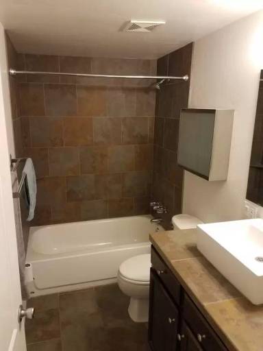 Main picture of 3715 E 4th St